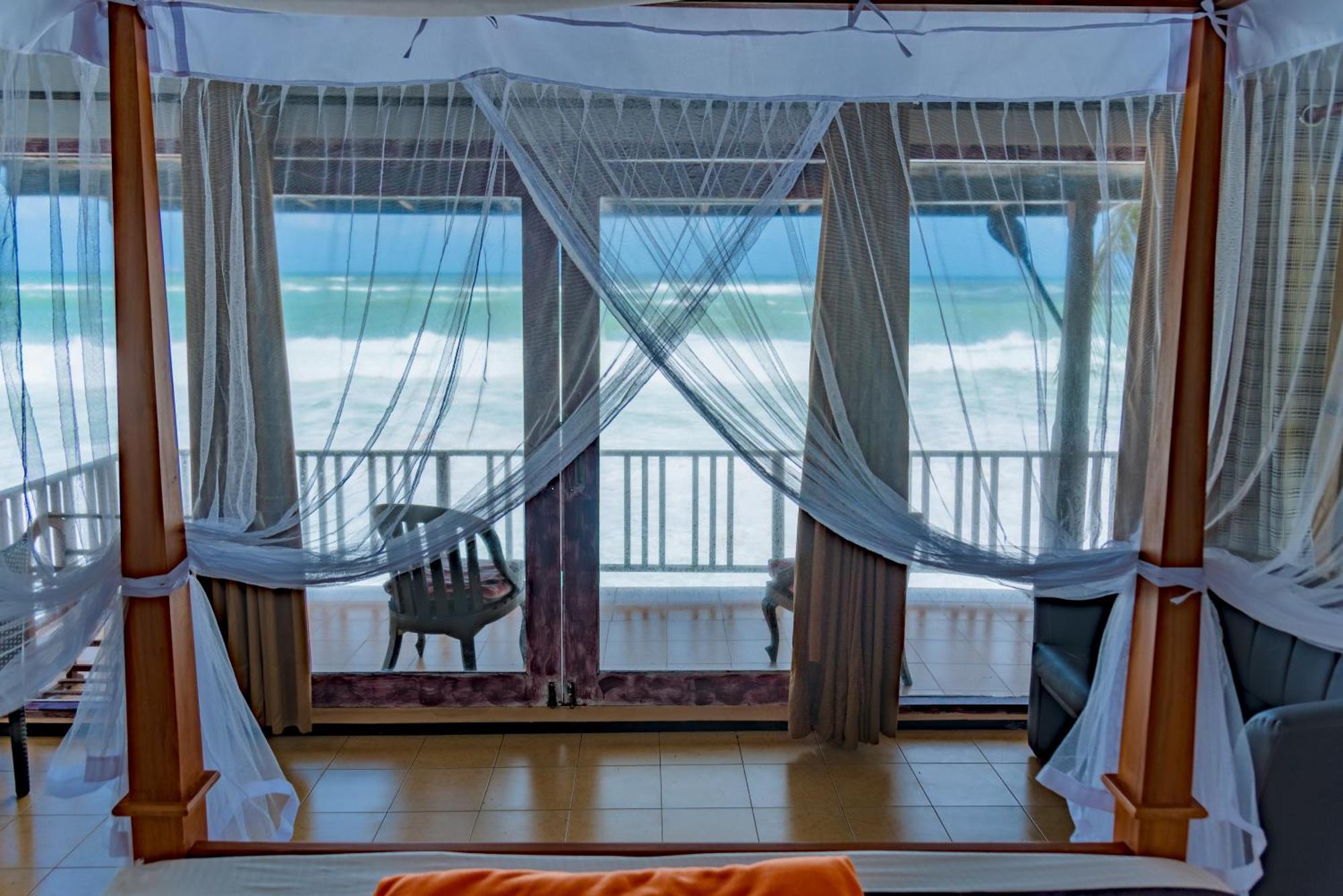Amor Beach Унаватуна Экстерьер фото